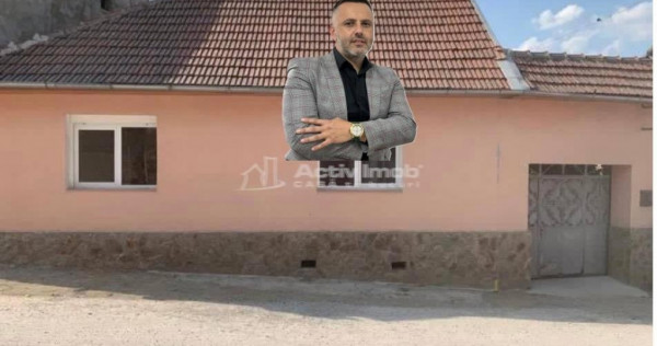 Bocsa Montana, Casa Cocheta pentru Familie mare.