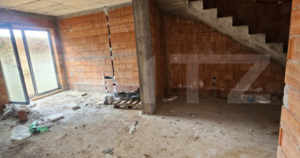 Dupex de vanzare, 120 mp utili, 150 mp de teren, zona Fagulu