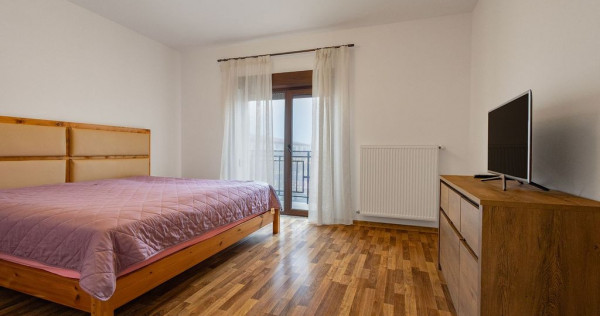 Casa individuala la pret de duplex langa padure | Comisio...