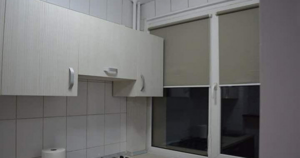 Dristor 2 si 1 fix la metrou etaj 3