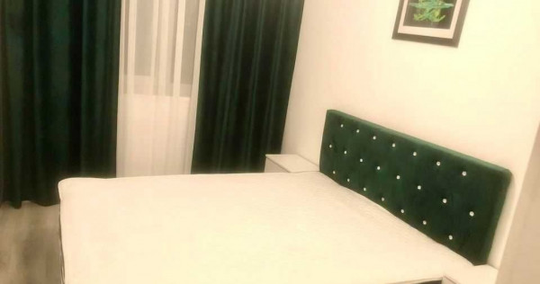 2 Camere intrarea in Parcul Cismigiu