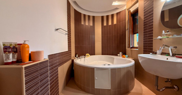 Vila excepțională &icirc;ntr-o zona liniștită