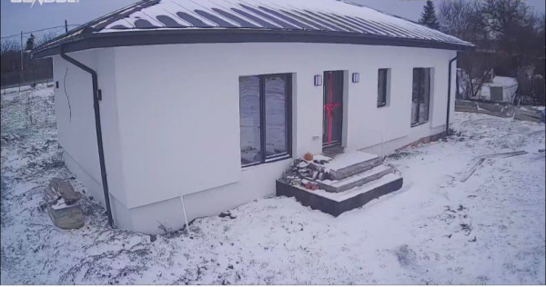 Casă nouă 3 cam 2 băi 2000 mp Pădurea Parcul Natural Comana particular