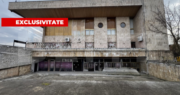 Spațiu de &icirc;nchiriat, 920 mp, cu terasă 500 mp, zona Centr