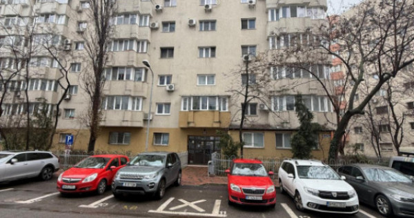 Apartament 3 camere, Nerva Traian, plan secund