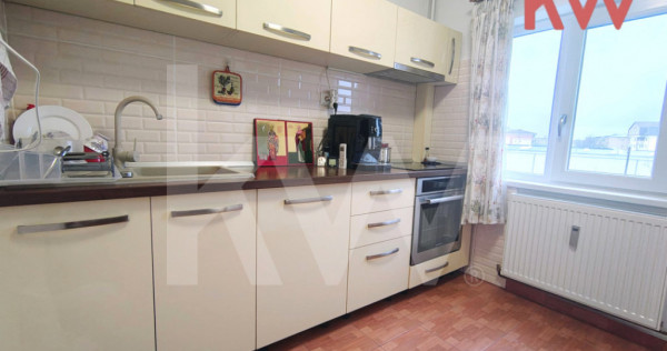 Căminul tău confortabil.Studio generos, mobilat, et.2,