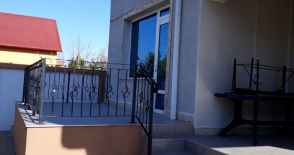 Oportunitate! Pensiune cu 10 camere, de inchiriat, in Mamaia