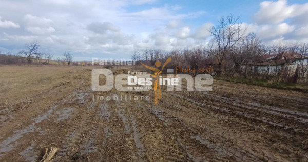 Teren intravilan 1925 mp cu certificat de urbanism si utilit