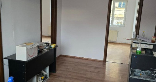 Sp de birou SC 120 mp , 5 bir plus anexe, Ultracentral-Primarie