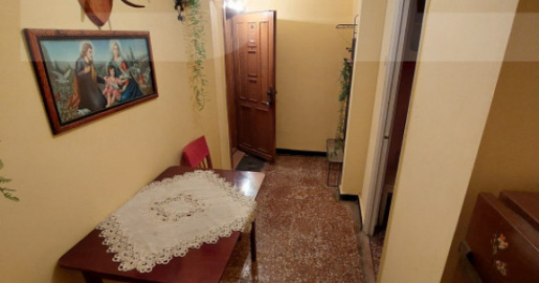 Vand apartament in Micro3