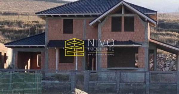 Casă singur &icirc;n curte &ndash; Mureș &ndash; Ernei