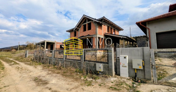 Casă singur &icirc;n curte &ndash; Mureș &ndash; Ernei