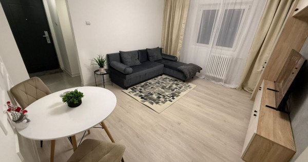 Apartament 2 camere semi-decomandat Renovat total