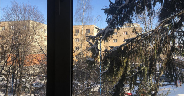 De 3 Camere S-E, Etaj intermediar, Panorama Zona Grivitei