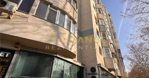 Apartament 3 camere decomandat, 3 min Metrou Aparatorii Patr