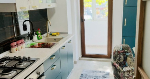 Apartament 3 camere intersectie Tg. Cucu cu Podu de Fier