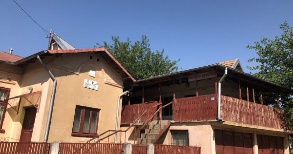 Casă, teren 2700 mp, com. GROJDIBODU, jud. OLT