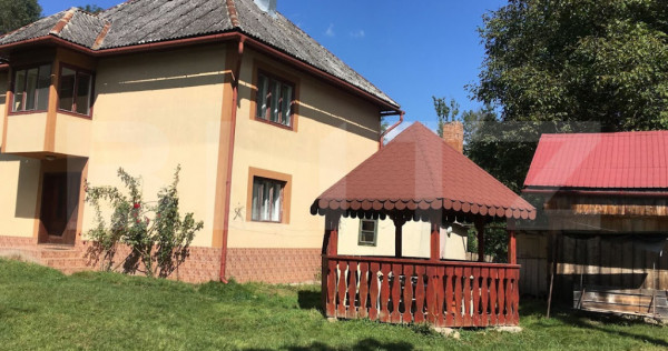 Casa spatioasa cu 4 camere, orasul Campeni