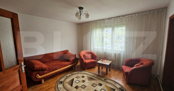 Casa spatioasa cu 4 camere, orasul Campeni