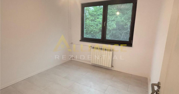 Apartament 3 camere decomandat | Renovat - Gata de mutare