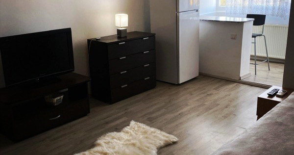 Proprietar garsoniera Aparatorii Patriei-Berceni. confort 1