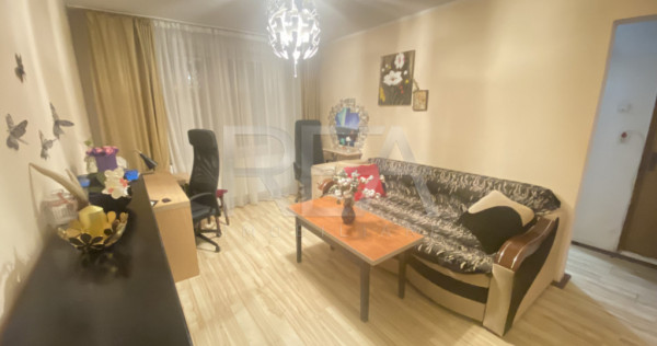 3 camere Margeanului Loc de parcare