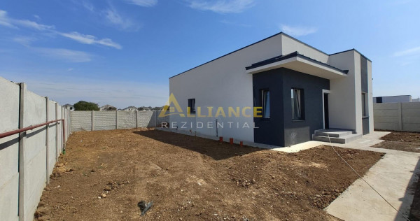 Cas? individuala &ndash; 82 mp utili teras? 13 mp - Teren- 380 m