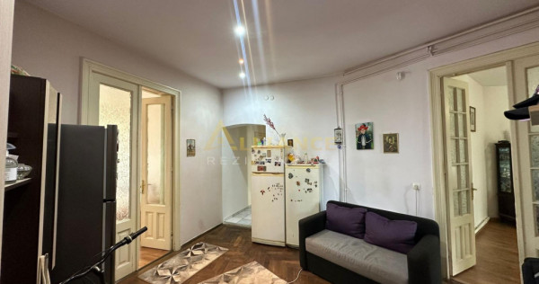 5 Minute Universitate Apartament 4 camere 92 mp utili