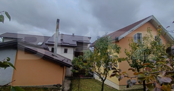 Casă de vanzare/spatiu comercial, cu 4 camere și un teren