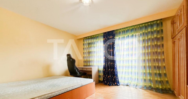 De vanzare apartament cu 3 camere decomandate confort sporit