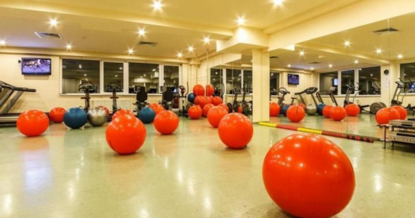 Spatiu comercial 1000 mp cu chiriaș