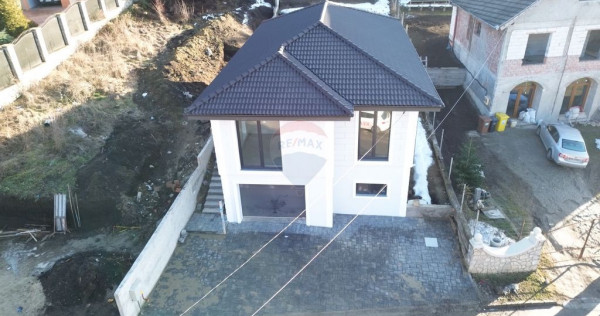 Casa noua cu 4 camere- Medias