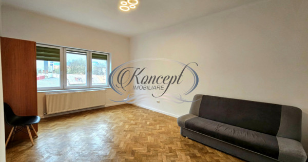 Proprietate renovata cu boxa generoasa pe Bulevardul 21 Dece