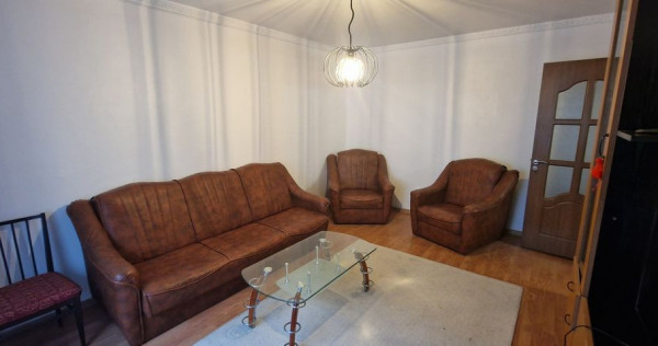 Inel 2 , 3 camere decomandate, etajul 1