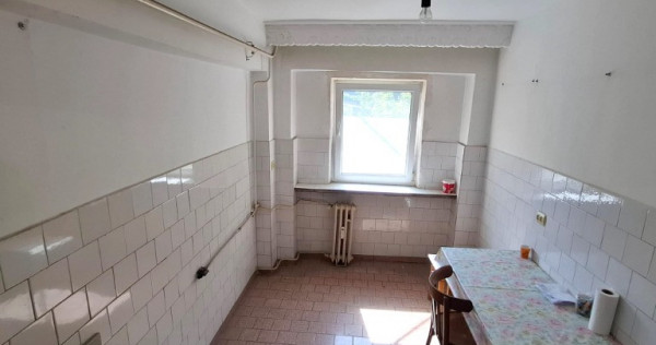 Apartament 3 camere &ndash; Ultracentral Focșani