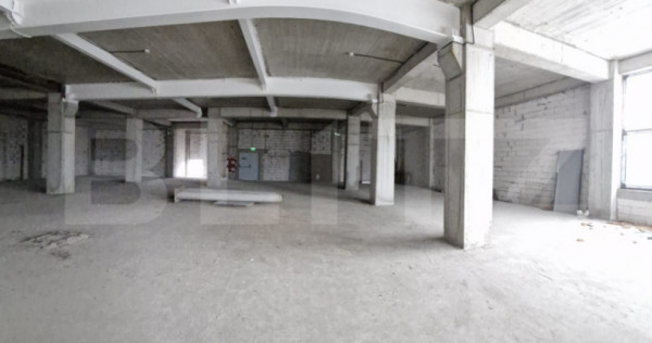 Spațiu comercial de mari dimensiuni, 400 mp, Exterior Sud