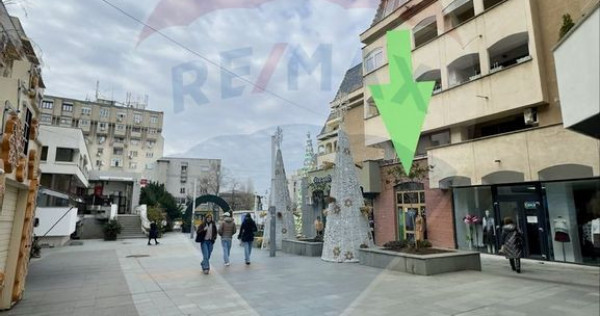 Spațiu comercial de 33mp de &icirc;nchiriat &icirc;n zona Ultracen...