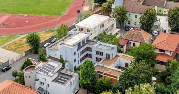 Proprietate exclusivistǎ cu vedere panoramicǎ la Malul ...