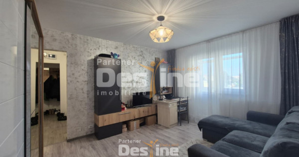 Apartament cu 2 camere etaj intermediar, renovat, boxa, zona