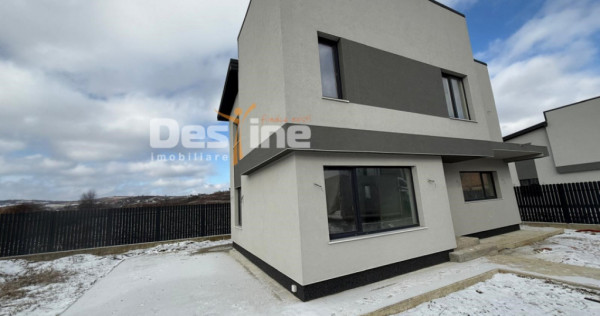 Casa individuala cu etaj, 4 camere, teren 396 mp, drum priva