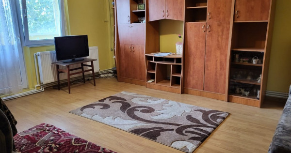 Anda . 3 camere mari , bloc din 1990