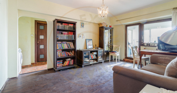 Apartament 3 camere 90 mp, etaj 1, stradal, Otopeni