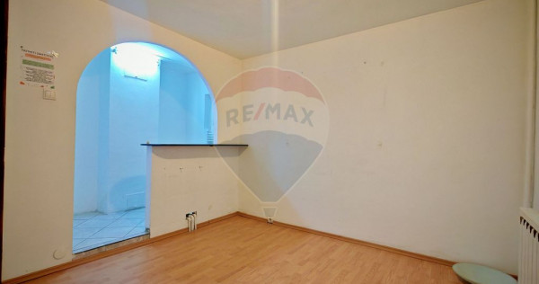 Apartament 5 camere de &icirc;nchiriat | Aviatiei | Ideal birou