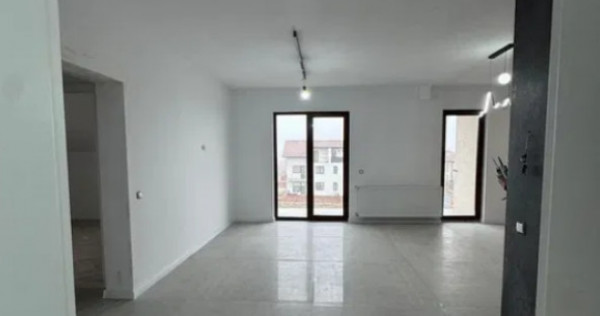 Apartament 3 camere, decomandat - zona Ghimbav