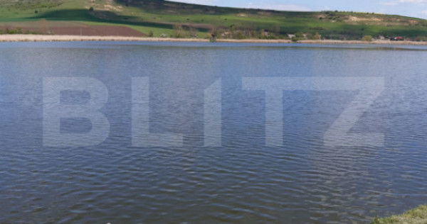 Oportunitate investițională-Proprietate cu lac privat in G