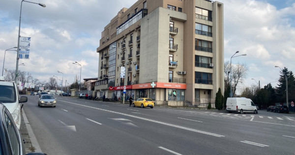 Inchiriez apartament 3 camere nemobilat Baneasa cu parcare subterana