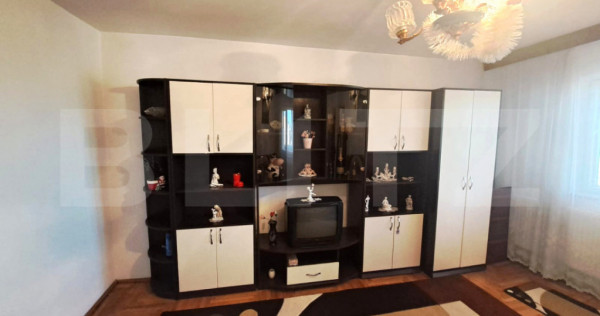 Apartament 3 camere, decomandat, 72 mp total &ndash; Luminos