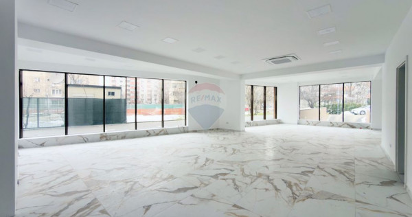 Spațiu comercial 200mp | 2025 | ROI 11% | Vitrina 9ml | ...