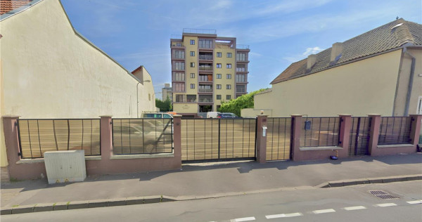 Apartament 2 Camere Central cu Parcare in Bloc Nou