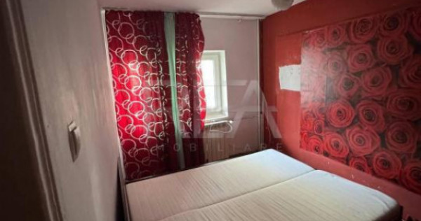 3 camere Vitan decomandat, an 1981, metrou, 62 mp, anvelopat